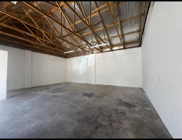 BUSINESS PROPERTY TO RENT IN FAIRVIEW